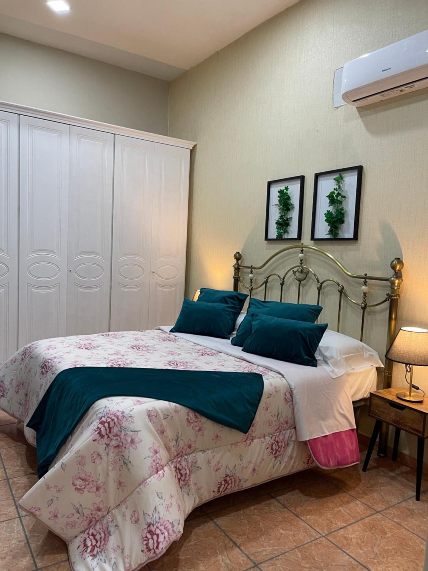 Apartamento Casa Angelica Nápoles Exterior foto